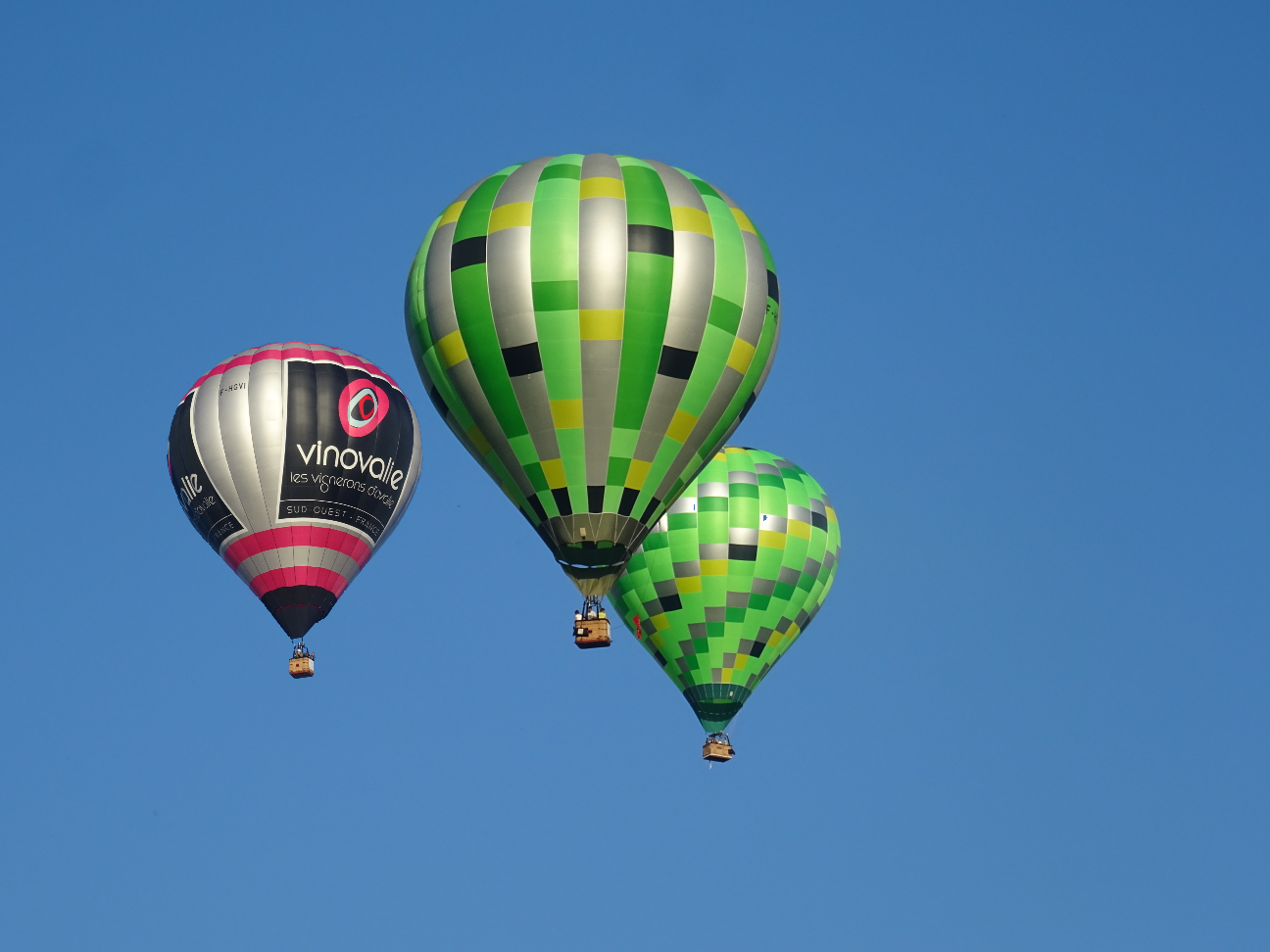 Flotte d'Atmosph'Air montgolfières occitanes dans le Tarn et Aveyron