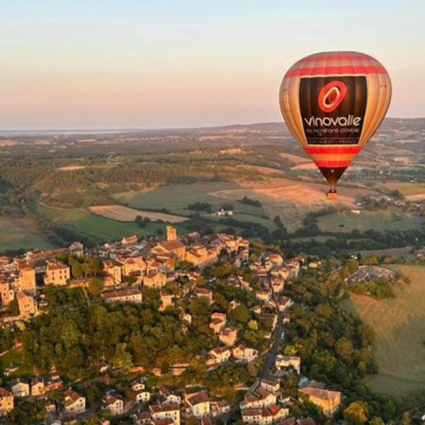 Vol en montgolfière Vinovalie entre Cordes sur Ciel et Gaillac
