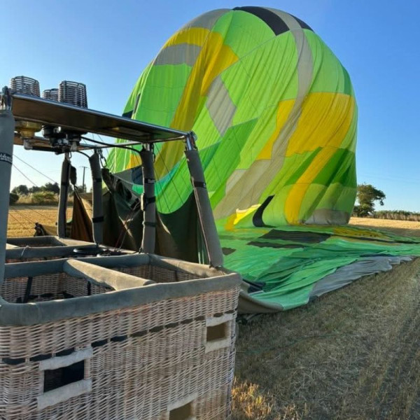 Atterrissage en montgolfière sur les terres de l'Aveyron