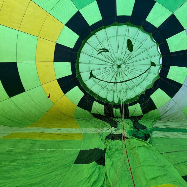 Cordes intérieures de pilotage de la montgolfière
