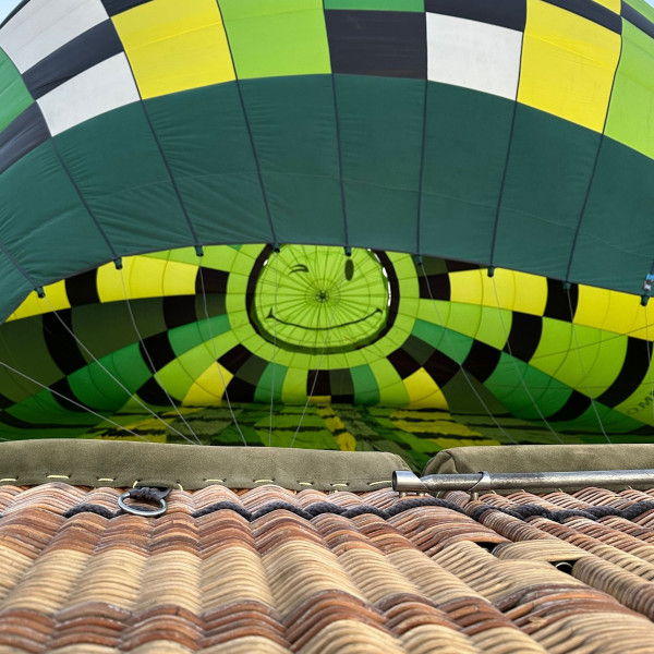 Souriez vous êtes filmé par Atmosph'Air montgolfières occitanes
