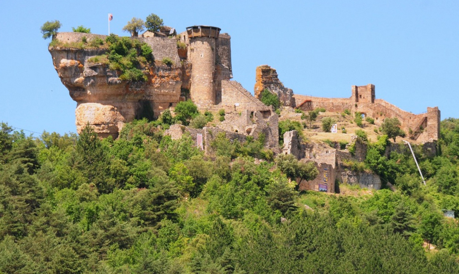 5 châteaux à découvrir absolument pendant votre séjour dans le Tarn ou l’Aveyron