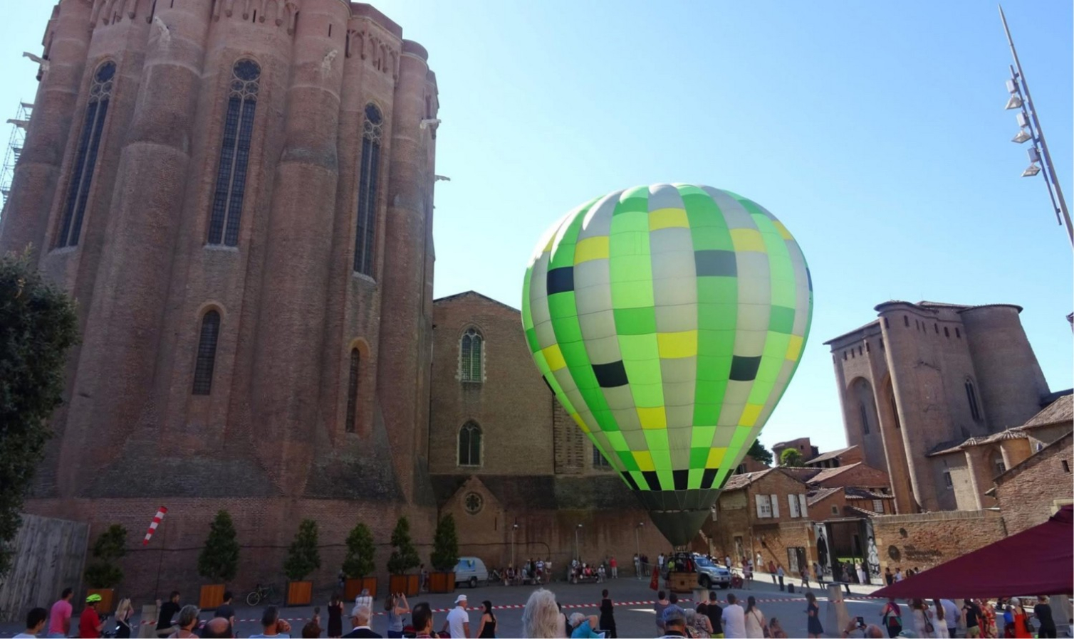 Animation montgolfière à Albi : Atmosph’Air en plein cœur du centre historique