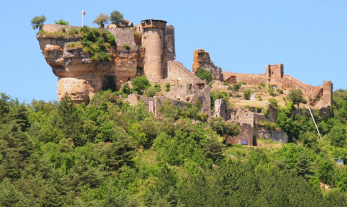 5 châteaux à découvrir absolument pendant votre séjour dans le Tarn ou l’Aveyron